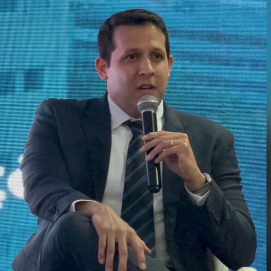 Professor(a) Luiz Leite
